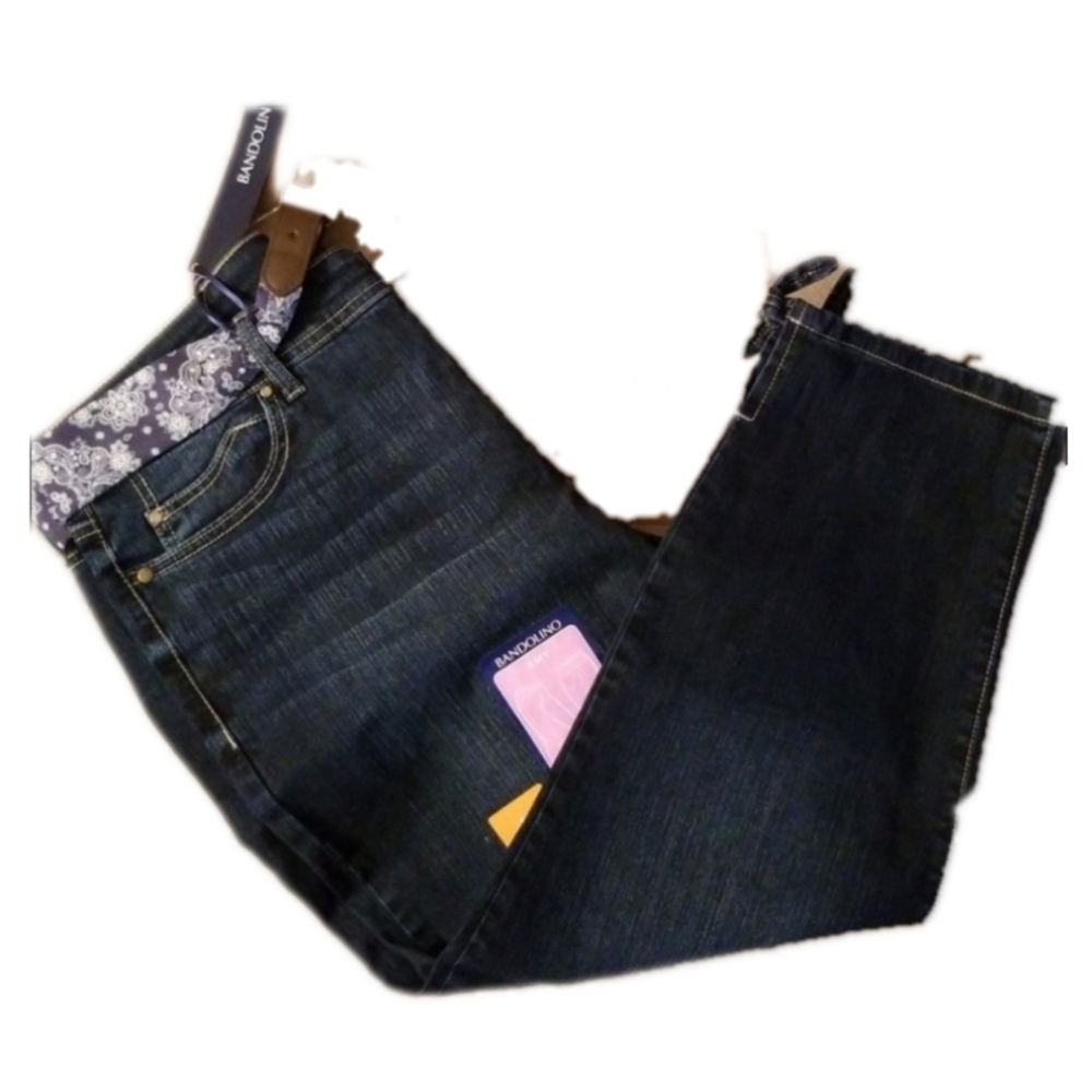 Bandolino Amy Dark Wash Capri Belted  Jeans